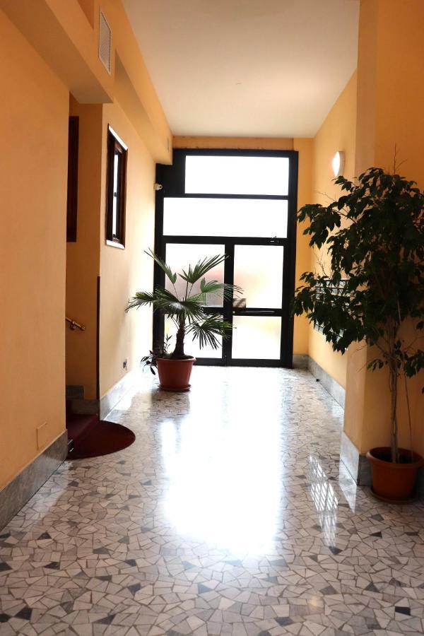 * La Casa Di Arti * 25 Min Dal Duomo Apartment Milano Exterior foto